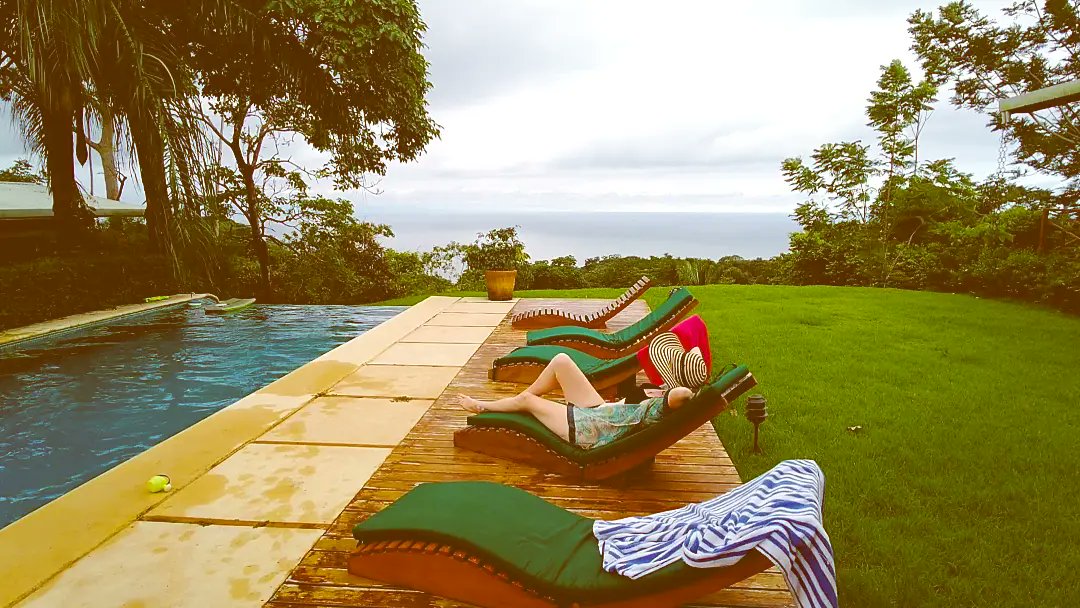 MegNordmann's tweet photo. When you FIRE and start the #geoarbitrage chapter... 

Stories on:
https://t.co/YHUtl21XPP &amp; more detail on YouTube soon ✌️🍍🌴

#financialfreedom #financialindependence #chooseFI #mustachian #earlyretirement #retireearly #minimalism #minimalist #expat #ExpatLife #expatfamily https://t.co/IynCZTvTYF