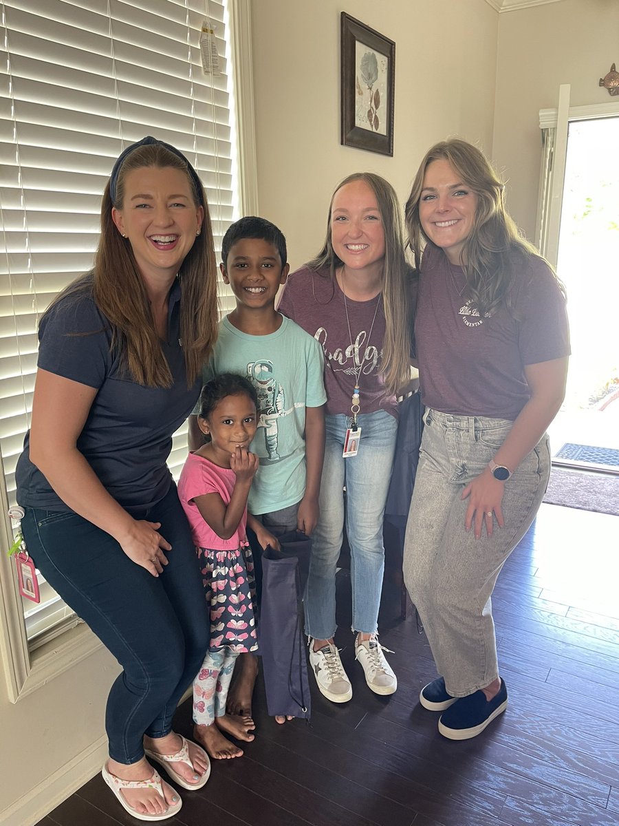 BWES_Counselor's tweet photo. So exciting visiting our @BrandywineES Badgers to welcome them back to school in just a few short days! #onourway 🦡 🍎 📓 @FCSchoolsGA @DrJeffBearden https://t.co/Bc8CD7LDMn