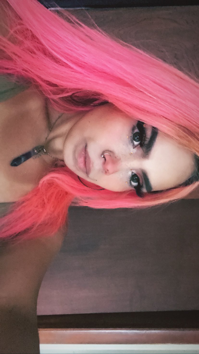 im exhausted lol but my first lolla was fun <3 https://t.co/wEaziisHGy