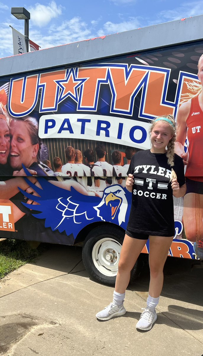 Had a great time getting to meet new people and playing the sport I love with some awesome coaches this weekend! <a href="/spwebb13/">Stefani Webb</a> <a href="/uttylerpatriots/">UT Tyler Patriots</a> <a href="/soccerpatriots/">UT Tyler Patriots W Soccer</a> <a href="/ImCollegeSoccer/">College Soccer Truth ™</a> <a href="/lbsoccer_LBHS/">LBHS Lady Bronco Soccer</a>