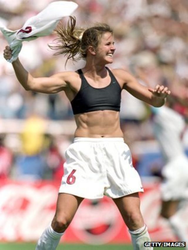 MenInBlazers's tweet image. 2 ICONIC MOMENTS THAT CHANGED WOMEN&apos;S SPORTS IN 2 NATIONS. 22 YEARS APART 🇺🇸🏴󠁧󠁢󠁥󠁮󠁧󠁿🏆🏆