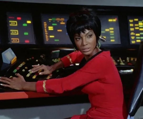 dbow2210's tweet photo. I was sadden to read today that Nichelle Nichole’s best known as Lieutenant Noyta Uhrua on Star Trek has passed way. It is a great loss for all of us Star Trek fans. Rest In Peace https://t.co/FMnrIRgdV3