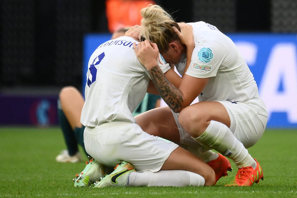 Congratulations @Lionesses  #WEuro2022Final #LionessesLive #lionesses #theprofessionals