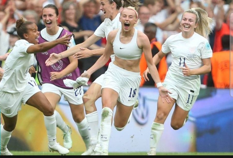 What a moment. Our #Lionesses are bringing it home! Huge congratulations to our icons!!! 🏆 #ItsComingHome