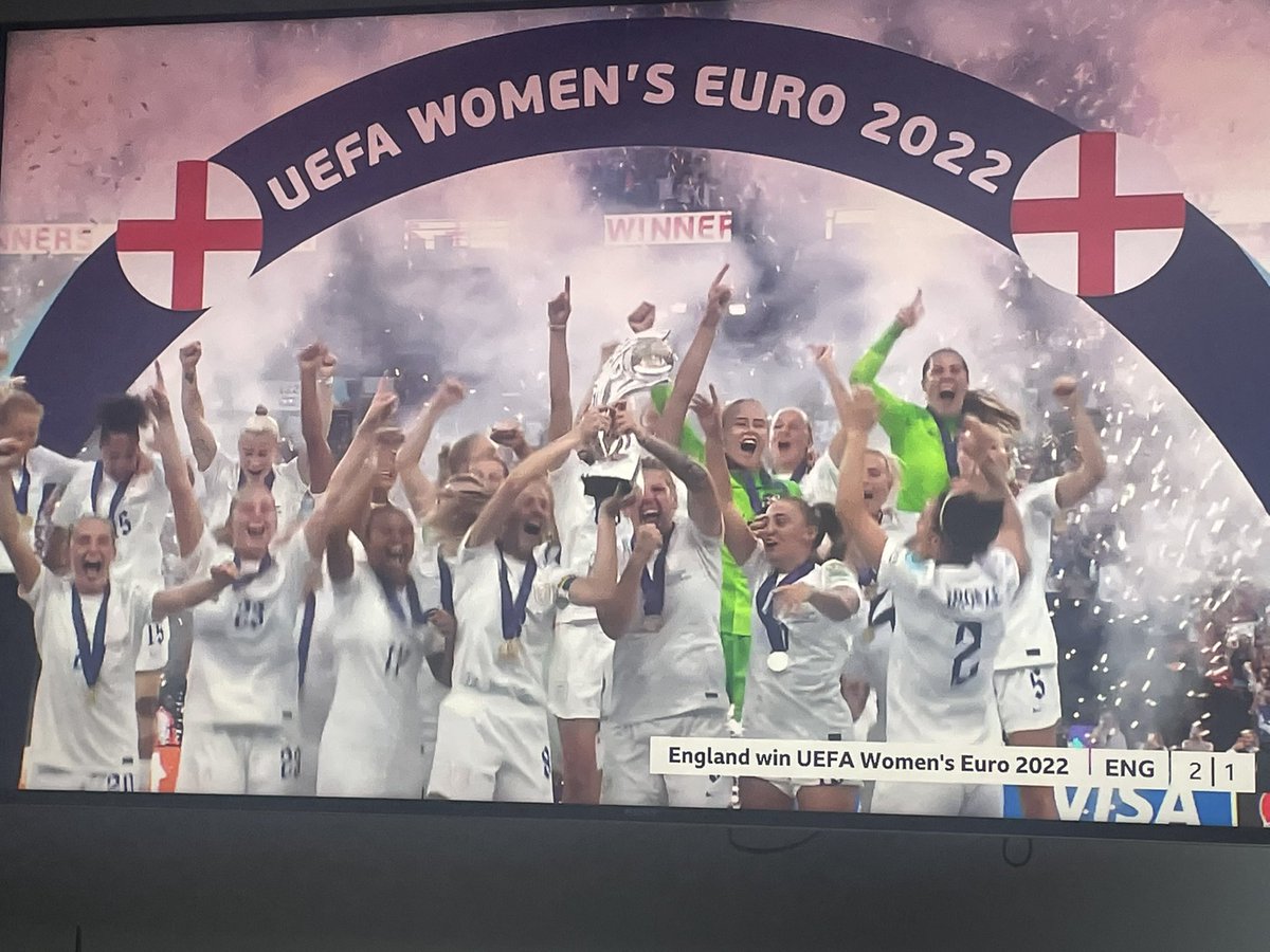 Tomhfender's tweet photo. Brilliant!! Well done #Lionesses #eng #ENGGER #football #camehome #Eurofinal https://t.co/vt114WNWhb
