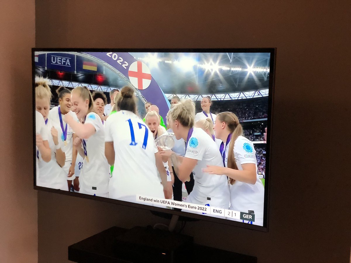 🥳🥳🥳🥂🥂🥂