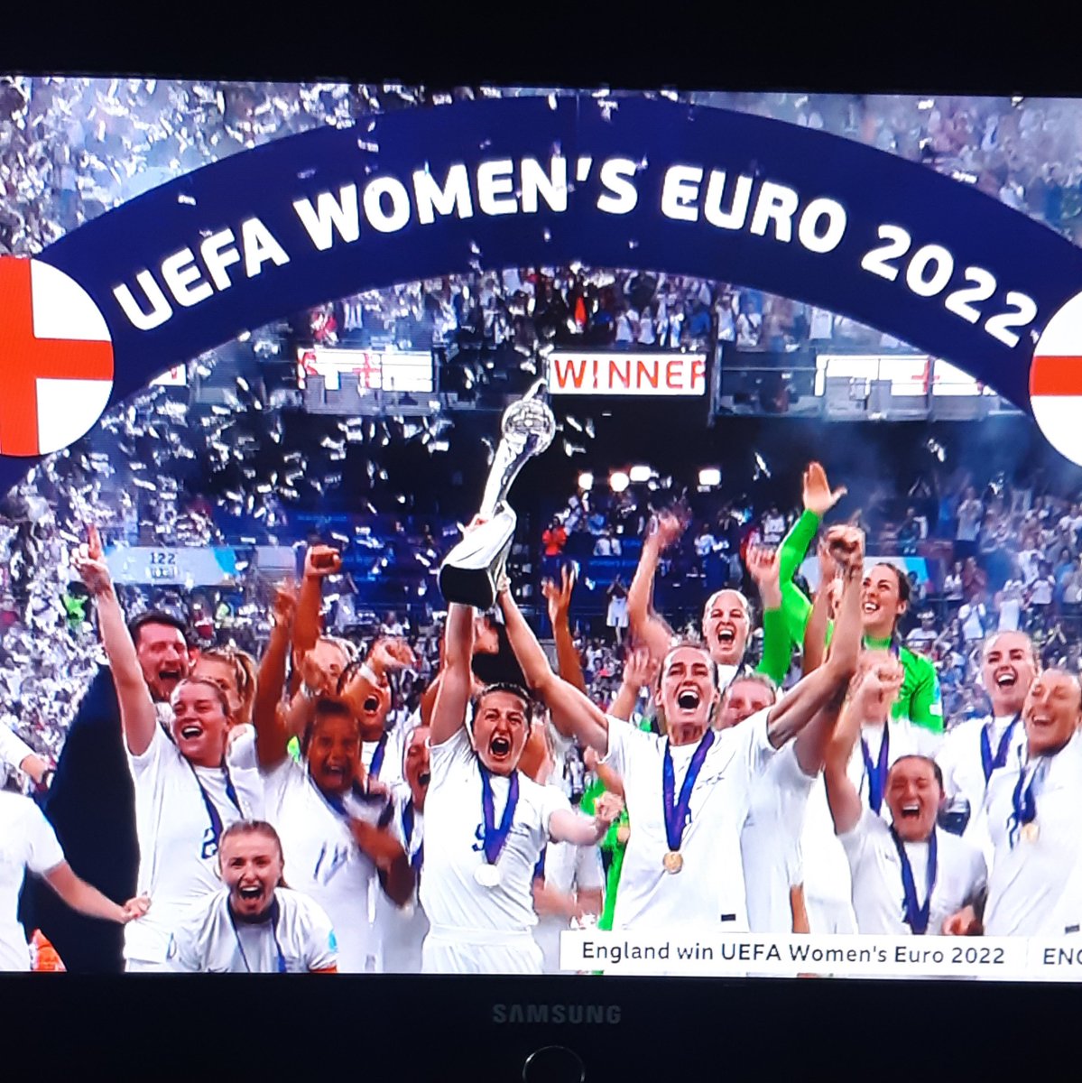 Ianrichmo's tweet photo. @englandlioness ⚽️🏆🥳🥳🥳🥳🥳🥳🥳🥳🥳 https://t.co/faH859PU7O