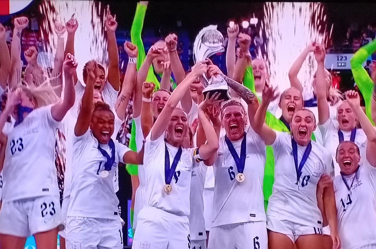 Wow, what a final. Congratulations to these inspiring women. #Lionesses