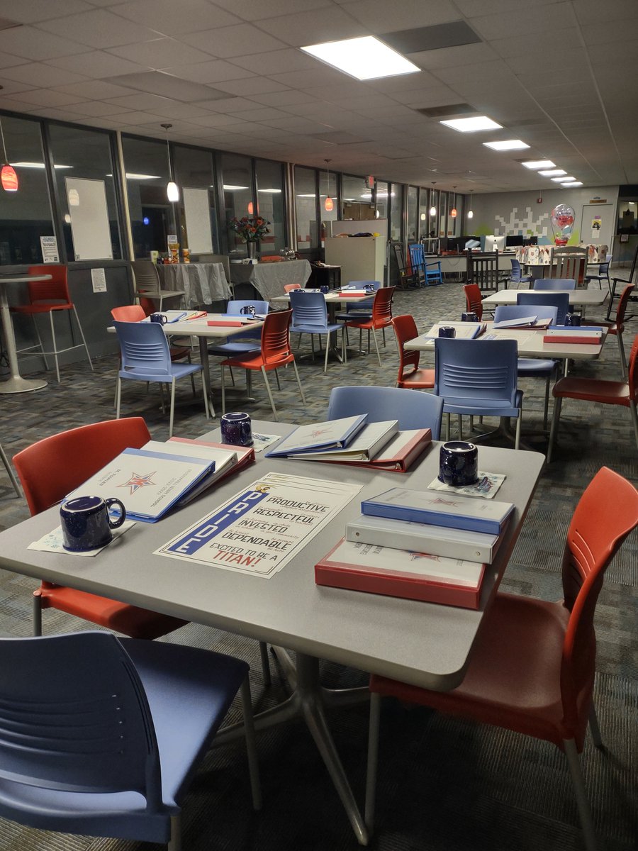 MeloraB1's tweet photo. Preparing for our "New to McDowell High School" meeting in the morning! https://t.co/zmvqX4CvHq