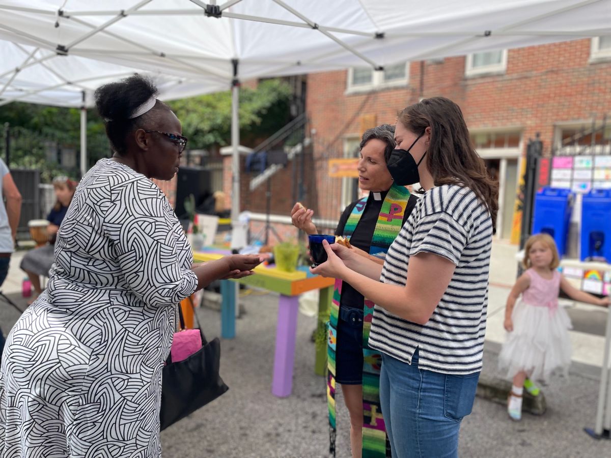 MercyATL's tweet image. This week's Mercy Newsletter is out! Don't miss photos from this Sunday's service. Also, mark your calendars for Mercy's 17th Anniversary on August 14th! mailchi.mp/286ee102321f/m…