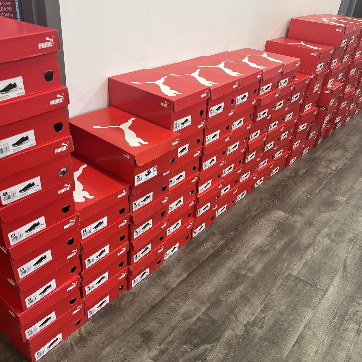 CSA_Soccer's tweet photo. New @PUMA gear for the coaching staff! #newyearnewgear #csastaff #PUMAclub #csaproud https://t.co/X2vjDWy695