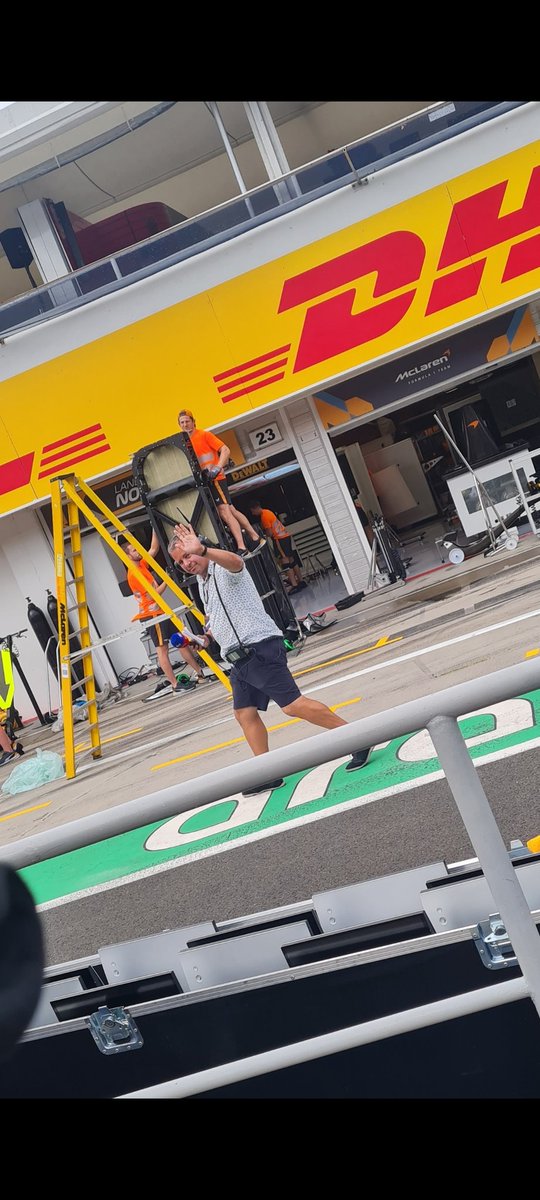 Got the wave from Ted. Life is Good #HungaryGP #Formula1 <a href="/tedkravitz/">Ted Kravitz</a>