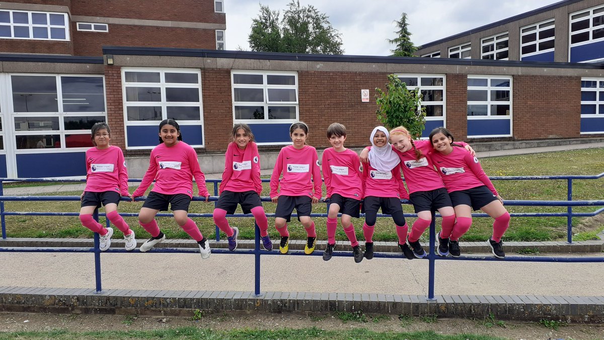 HamiltonAcadY4's tweet image. The @Lionesses have done it! What a fantastic achievement and such an inspiration! Our own Y4 Girls had a chance to see the trophy they got to lift tonight and are just one example of the legacy left by the tournament. Wow! Well done! itv.com/news/anglia/20…