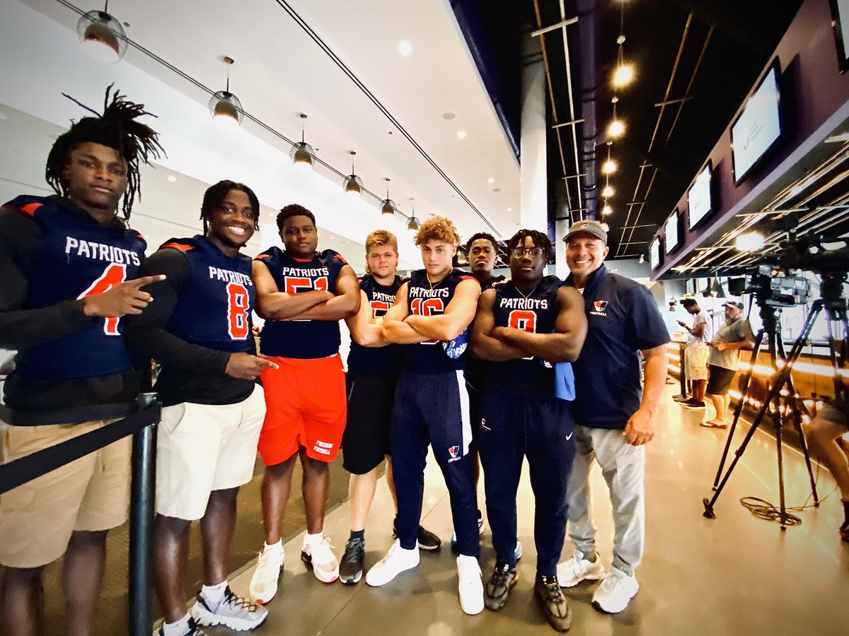 Media day 2022 ✅ <a href="/coachleggins/">Big Bre All Day</a> <a href="/JoeSaragusa/">Joe Saragusa</a> <a href="/CoachJRay72/">Coach Maal</a> @VSN_Orlando <a href="/FHS_PatriotFB/">Freedom Patriot Football</a>