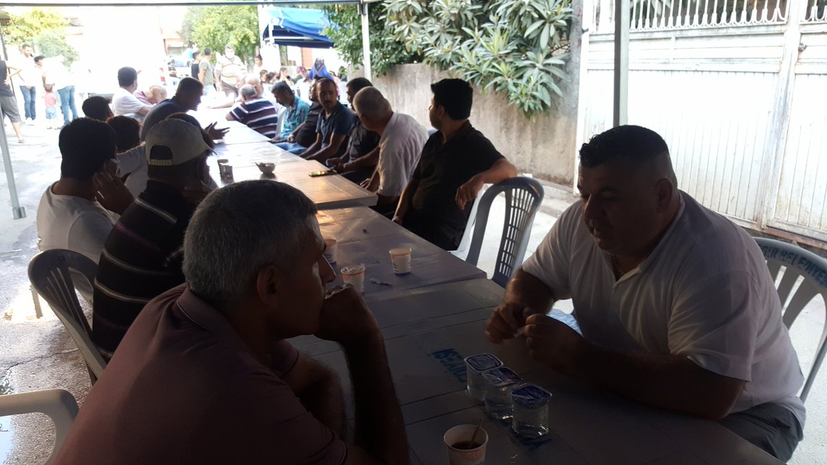 Yüreğir Belediye Meclis Üyemiz Aydın Baş’ın annesi Gülli teyzemizin taziyesine katıldık. Merhumeye Allah’tan rahmet, ailesine ve yakınlarına başsağlığı dilerim.