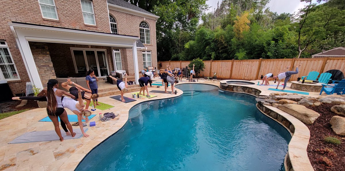 Great morning hosting poolside yoga! Thank you @AinsleyBloomer for amazing instruction/leadership and @turk_jones for incredible coaching and assists. @AtriumMSKI @CMC_OrthoRes @BigOrthoTrauma @otatrauma @aoa1887 #wellness #hamstringpopping