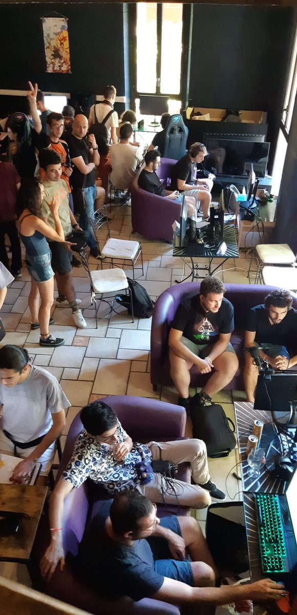 spawnbarsalon's tweet image. Petit résumé photo du Spawn Clash Ultimate 12 avec le top 3 :

🥇@WooxTomSSB 
🥈@Mazzer_SSB 
🥉@Cylosis_FR 

Bravo à tous les participants et rendez-vous le mois prochain pour la 13ème édition SCU.