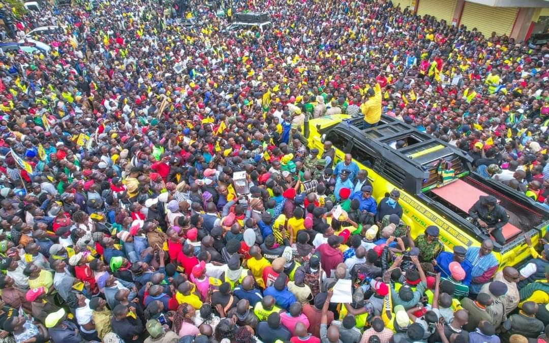 SkyThe5th's tweet photo. Everyone in Embu has agreed and decided that #EmbuGovernorCecilyMbarire is the better option.
#GovernorCecilyMbarire https://t.co/CjjItbB6cD