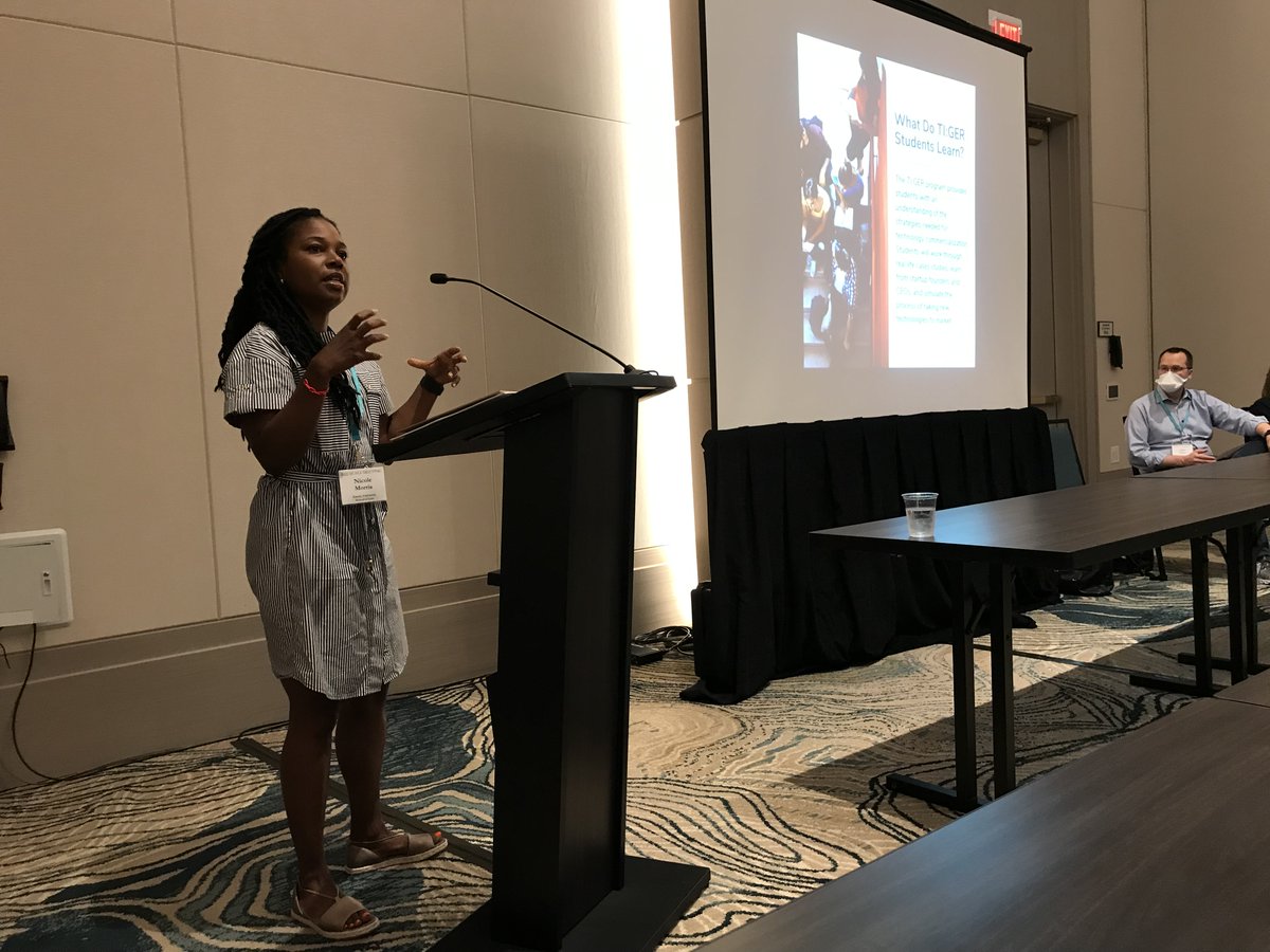 AprilGDawson's tweet photo. Big thank you to @DanLinna, @nicolenmorris3, @JoyPeacock & Korin Munsterman for being panelists on the @sealslawschools Building Law and Technology Centers panel! I had a great time serving as moderator! #SEALS2022 #legaltech #legalteched https://t.co/ddVbgLc35A