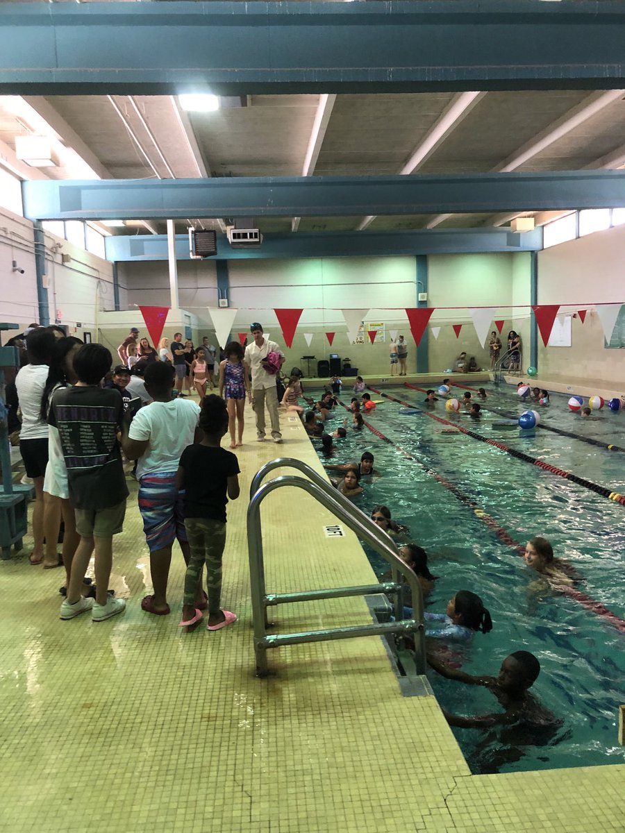 m_r_dean's tweet photo. Welcoming New Panther Cubs! #poolparty #EveryKidEveryDay #CatsInAction @CMtzHTX @FbmsPto @HISDSupe https://t.co/DUF7l35ypM