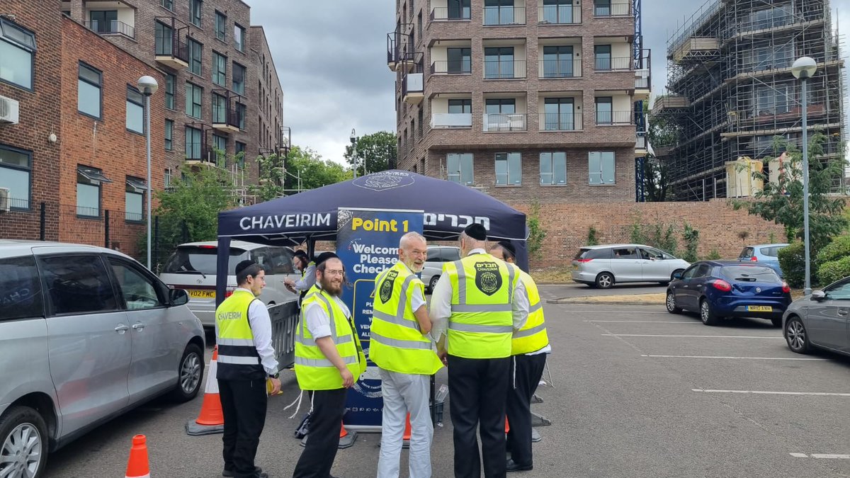 Chaveirim North London (@chaverim_sh) on Twitter photo It was a honor meeting <a href="/AndrewBoff/">Andrew Boff</a> and representatives from <a href="/HaringeyLFB/">London Fire Haringey</a> and <a href="/MPSStokeNewton/">Stoke Newington Policing Team</a> at our annual pre holiday vehicle safety event.
#community #event #SafetyFirst It was a honor meeting <a href="/AndrewBoff/">Andrew Boff</a> and representatives from <a href="/HaringeyLFB/">London Fire Haringey</a> and <a href="/MPSStokeNewton/">Stoke Newington Policing Team</a> at our annual pre holiday vehicle safety event.
#community #event #SafetyFirst