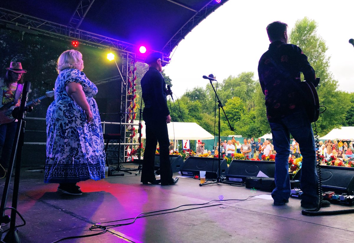 OxMailTimHughes's tweet photo. The country’s best free festival @RiversideFest stomped back for a blinding two days of top-notch acts on a pretty island in the River Evenlode. Yesterday’s highlights included @Jonny_payne with @WJHealey, @youneedselfhelp @Deadbeats_Apos and your actual @OfficialAdamski https://t.co/BwYUmcohlE