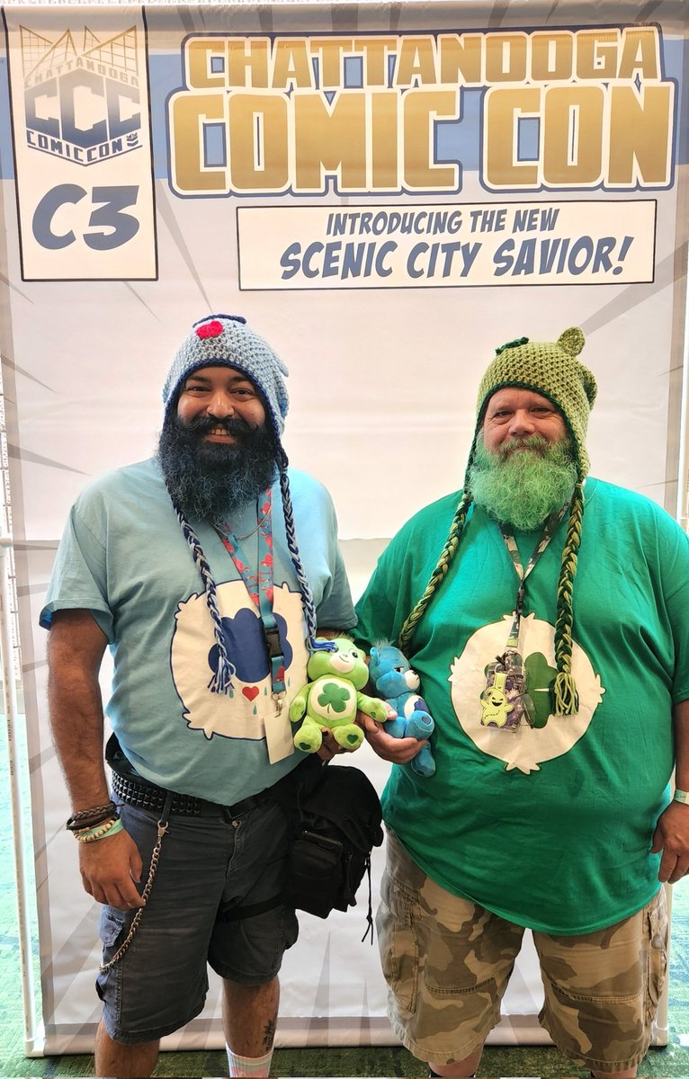 Found Eli and Gary from @Coosacon at #smokymountainfanfest. They stopped by our #cosplay photo backdrop to say hello! Check out their con on Nov 5th!

#chattanoogacomiccon #coosacon