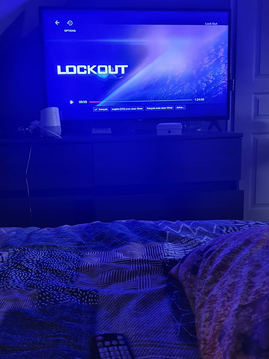 Hell7777's tweet photo. #NW #LockOut 2012 π¬π½οΈποΈ @NetflixFR
@lucbesson π#JamesMather #StephenStLeger π₯
Je ne me souviens pas l'avoir dΓ©jΓ vu π€π https://t.co/oNZlcTO3ed