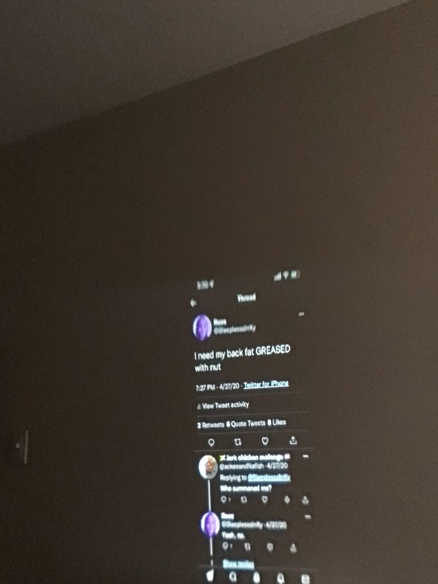 SleeplesssInKy's tweet image. Imagine your man saying he’s going to have a movie night for you and when you get there your tweets are pulled up on the projector