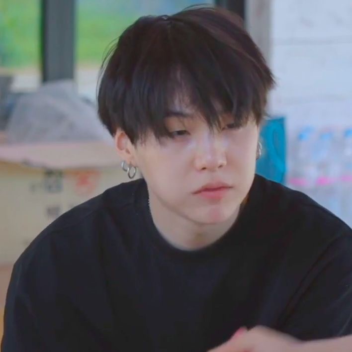 hourly yoongi tweet media