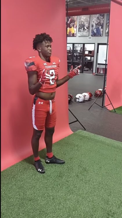 Reece Watkins (@reecewatkins_) on Twitter photo Had a great time in lubbock. Amazing atmosphere and great coaches. Cant wait too be back! #Wreckem🔴⚫️
<a href="/ridgerecruiting/">Keller Fossil Ridge Football</a> <a href="/BenjaminGolan/">Ben Golan</a> <a href="/JoeyMcGuireTTU/">Joey McGuire 🌵</a> <a href="/CoachYates77/">Marcel Yates🌵</a> <a href="/TrustMyEyesO/">â•️FFERTUNITY</a> <a href="/BHoward_11/">Brandon Howard</a> @TTU_EJones <a href="/gunsupnation/">Scarlet & Black Nation</a> Had a great time in lubbock. Amazing atmosphere and great coaches. Cant wait too be back! #Wreckem🔴⚫️
<a href="/ridgerecruiting/">Keller Fossil Ridge Football</a> <a href="/BenjaminGolan/">Ben Golan</a> <a href="/JoeyMcGuireTTU/">Joey McGuire 🌵</a> <a href="/CoachYates77/">Marcel Yates🌵</a> <a href="/TrustMyEyesO/">â•️FFERTUNITY</a> <a href="/BHoward_11/">Brandon Howard</a> @TTU_EJones <a href="/gunsupnation/">Scarlet & Black Nation</a>