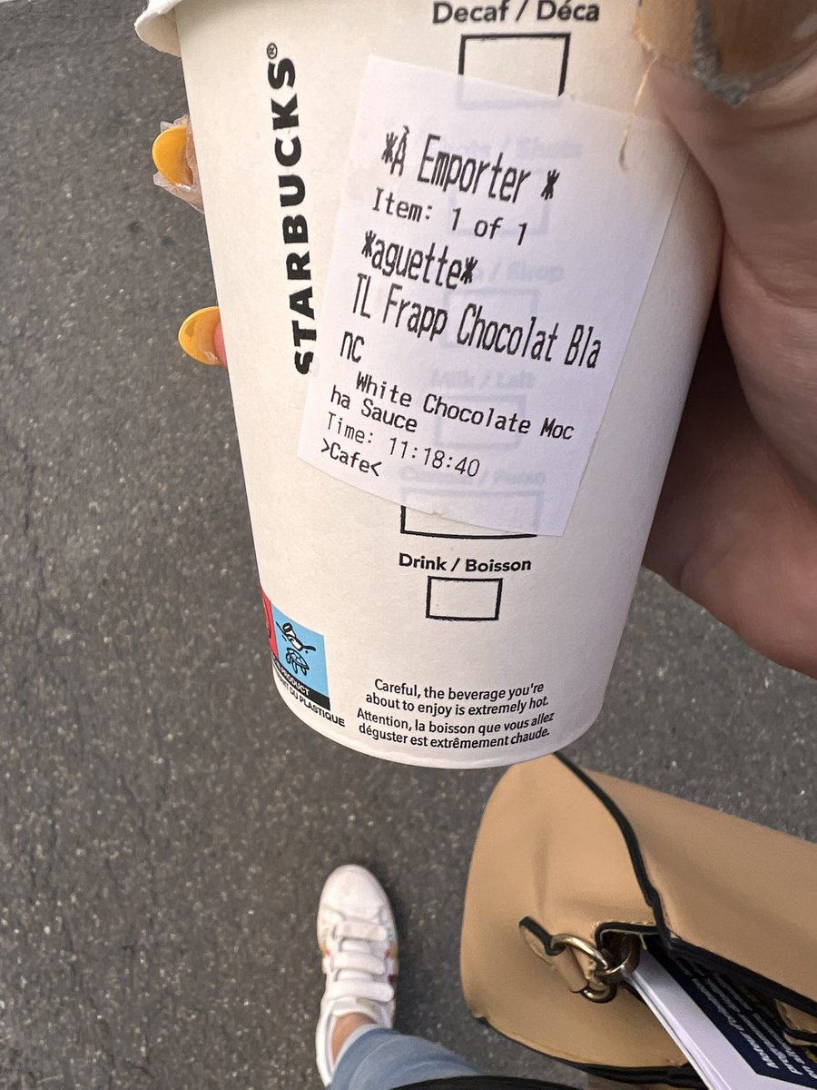 ErWinSmI's tweet photo. Ça va @StarbucksFrance ? J’ai jamais vu une aussi grosse erreur dans mon prénom mdrrr https://t.co/2Mj3g6Zjxk
