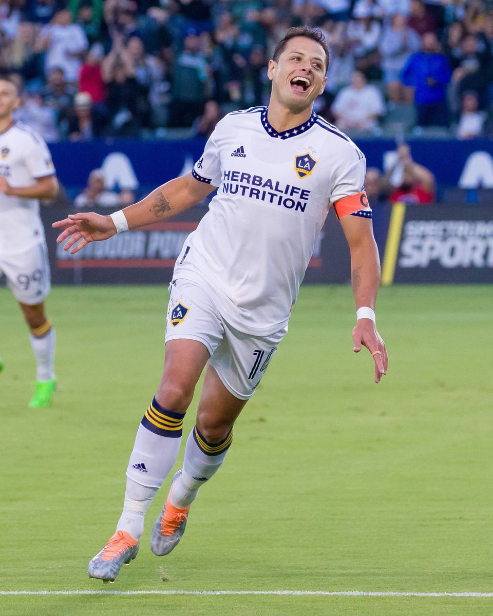 LAGalaxy_Es's tweet photo. Cada RT es un voto para convertir a Chichadios en el capitán del juego de las estrellas de @MLSes ©️🇲🇽

1 RT = 1 VOTO ‼️

#CaptainChicharito
#CaptainChicharito
#CaptainChicharito https://t.co/Q88c8e1x1n
