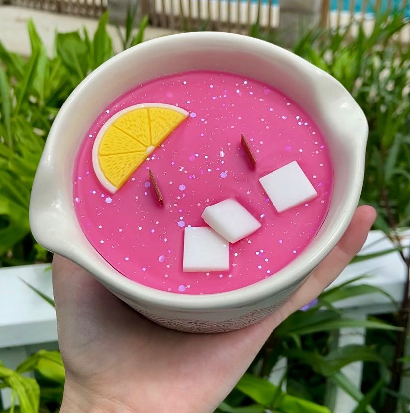 She’s still looking for a home! 💖🍋
etsy.me/3pmRGuP