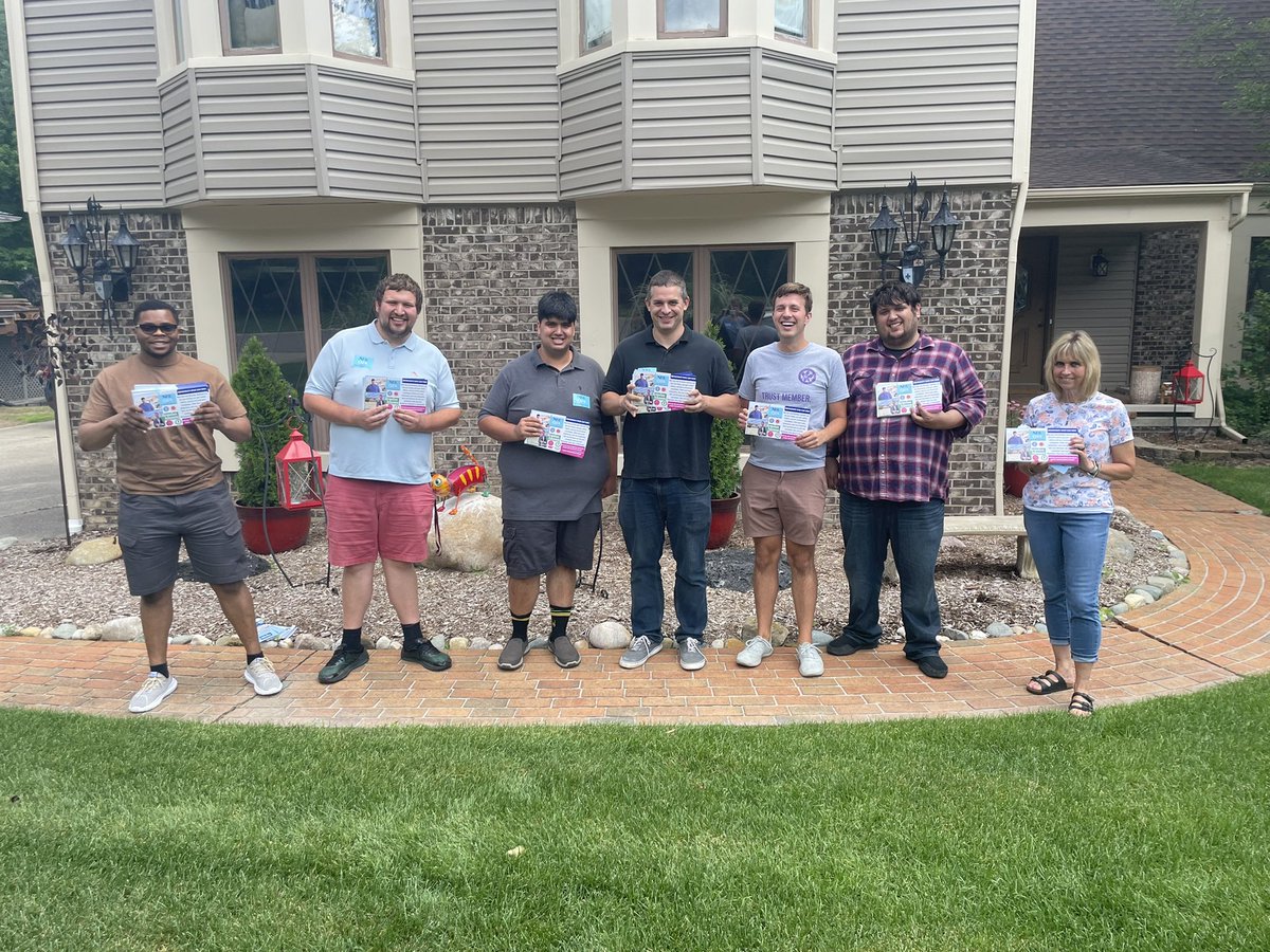 NeilOza13's tweet image. Huge thanks to my friend @EliNSavit for coming out to launch a canvass for @BrendanTJohnson and I today!! Eli was one of my first supporters when I got into this race and I’m endlessly grateful for his continued committment to what we’re doing here!