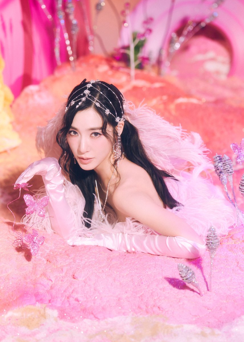 pannchoa's tweet photo. SNSD drops 2nd sets of teasers for COSMIC FESTA
https://t.co/M0kUjjPCUY https://t.co/vwvoqR4SSG