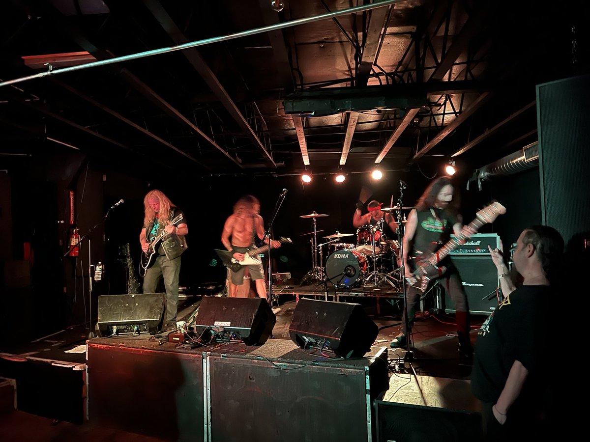 Blue Hoppy tweet media