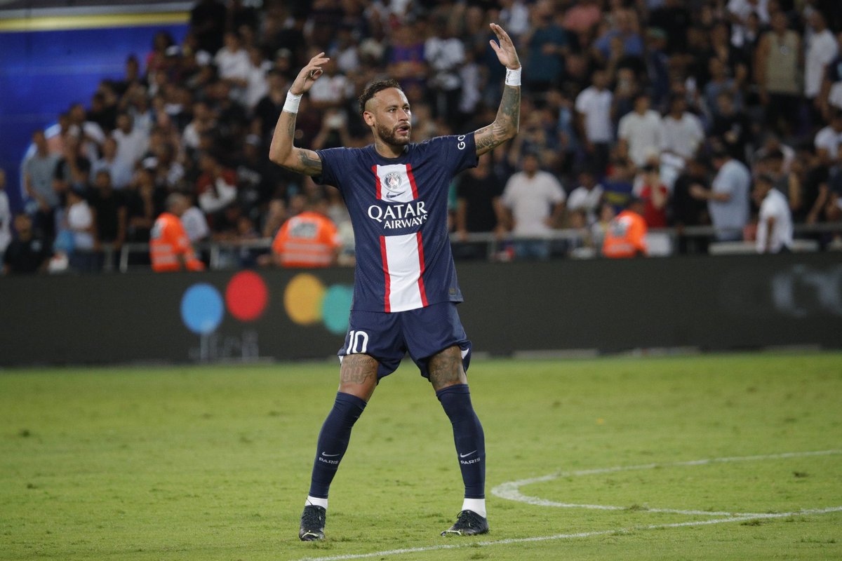 PSGindonesia's tweet image. 🕺💪 @neymarjr 

🏆 #TDC2022 I #PSGFCN 4-0