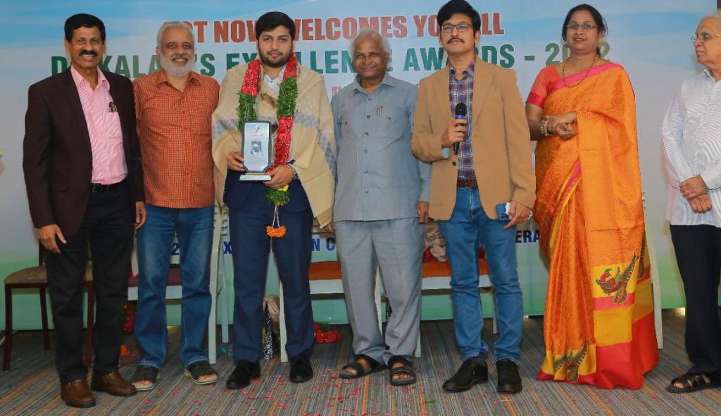 anandalluru's tweet photo. Thank you jury for giving Dr APJ Abdul kalam health and medical award in the field of interventional orthopaedics and sports medicine.

https://t.co/4cq4EZYAlY https://t.co/7G3X9fitg1