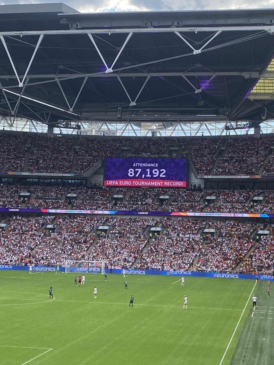 Caitlin Peters tweet media