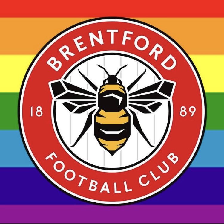 haikuastherapy's tweet photo. Griffins turn in ire 
Roused from their sleepy roosts 
For New Griffin Park  

#Haiku #SuperBees #NewGriffinPark #haikuastherapy https://t.co/NazDci7dvO