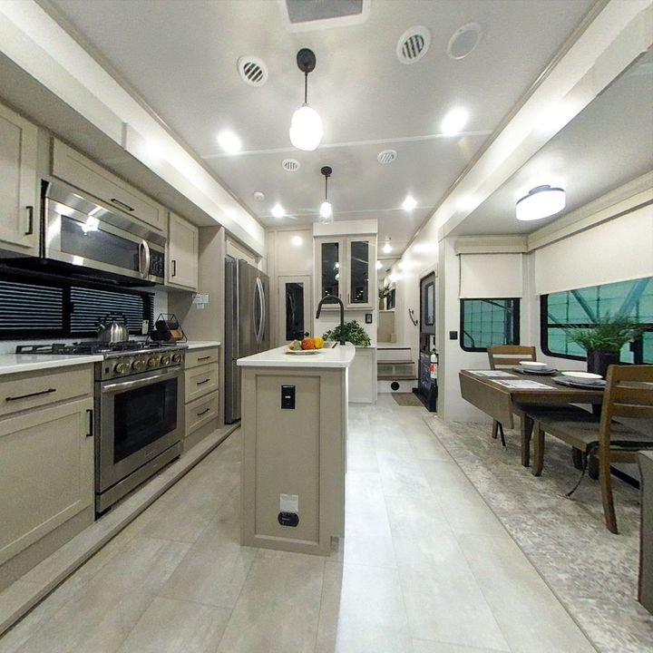 FunTownRV's tweet photo. This Riverstone was engineered for comfortable camping! #fifthwheel #adventure #travel #outdoors #vanlifediaries #camping #gorving #trailer #overland #rvliving #funtownrv #family #adventuremobile #rv #homeonwheels #luxury #vanlifediaries #camper #roadtrip #vanlife #rvlife #overl https://t.co/AgBE9tFuU7