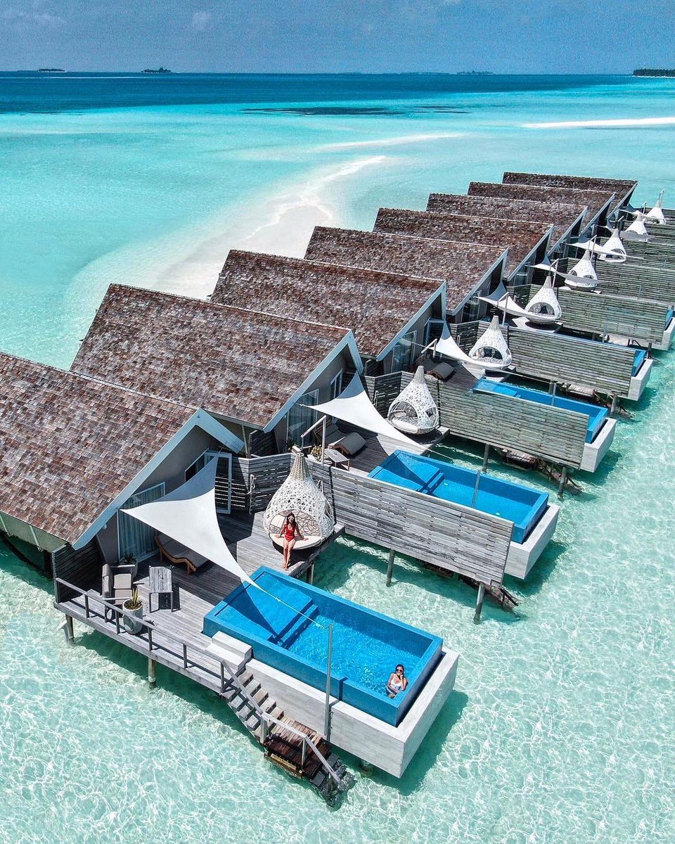 AnsamaTravel's tweet photo. If you've always dreamt of living a lavish Robinson Cruse life on a faraway tropical island, then LUX* South Ari Atoll is just the spot for you.

DM/ WhatsApp/ Email for best deals!
.
.
📸: @michutravel
.
.
#ansamatravel #maldives #singapore #uae #qatar #spain #malaysia #swiss https://t.co/ZpLCp4g9vH