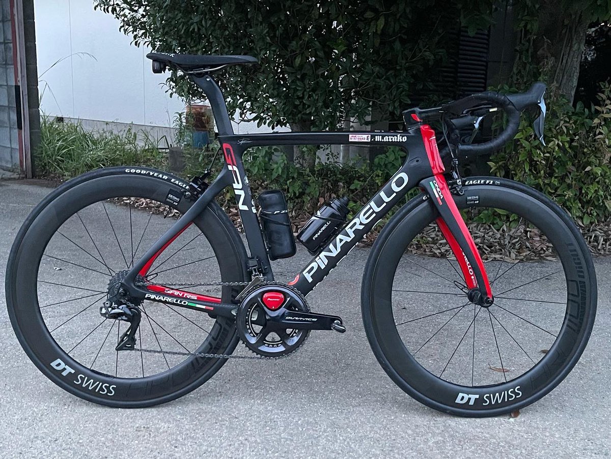 kagrou's tweet photo. PINARELLO GAN RS (DuraAce 9100 di2)
ポタリング仕様(ガチレース機材で？ w).
PINARELLO FP2 (ULTEGRA 6800)
zwift がメイン？かな。
MERIDA ONE-TWENTY RC XT-EDITION (XT)
お山用、街中用。
2011  CBR1000RR 
走りに行く用
メインで使ってます。 https://t.co/bOtY51tXYJ
