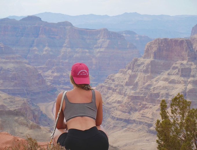 Also, The Grand Canyon is breathtakingly unreal&hellip; incase anyone was wondering. 🏜🤘🏼💛 https://t.co/4kOh<a href="/tag/newprofilepic"class="tags"><span>#newprofilepic</span></a>