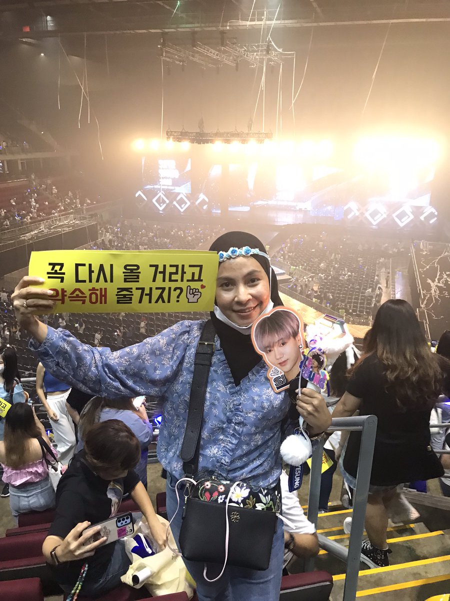 IndaahShfly2424's tweet photo. #SUPERJUNIOR #SS9inBKK_DAY2 https://t.co/BUJqf9lOJR