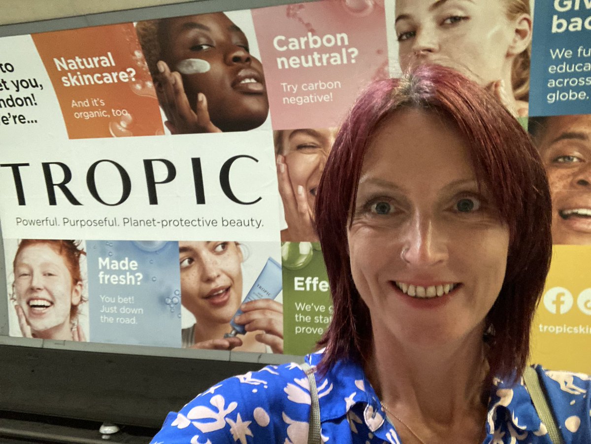 Taylor18Clara's tweet photo. @TropicSkincare #NiceToMeetYouTropic

Last day to snap a selfie with fabulous new Tropic advertising (my favourite beauty / make up brand) whilst in London watching our Lionesses smash it! Best day all round ❤️❤️ https://t.co/F0fCaamWo4