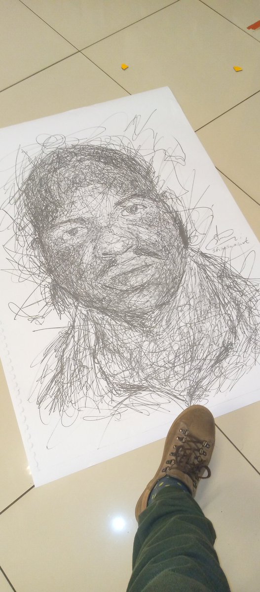 SifisoNgobeni2's tweet photo. August Sale: R650 for an A4 scribbling art plus an A2 print out. No frame, A2 print will be laminated and delivered with the original A4 to your nearest PostNet. to place an order WhatsApp me on 0724439563 #Sfisosamiart
#mrsleo #Somizi #IsencaneLengane #Siyacela #venda #basotho https://t.co/fKTfTCo6Y4
