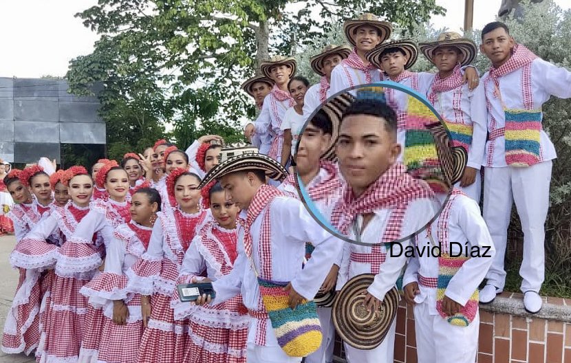 AbadColorado's tweet photo. Jesús David Díaz se graduaba de bachiller este año ¿Cómo mataron a golpes y a bala a un joven que amaba la vida y danzar en su pueblo? @hrw_espanol @mbachelet @IvanCepedaCast @JuanitaGoe @AlirioUribeMuoz @NoticiasCaracol @elespectador @ricarospina @MariaAlejaVM @patricialarasa https://t.co/zzlkfYX62a