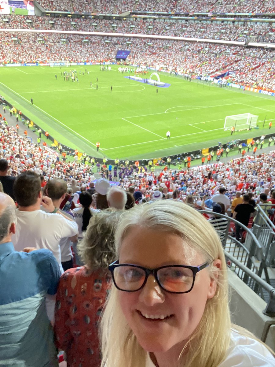 An unbelievable day witnessing history. Got quite emotional before the game started and then a rollercoaster for the duration but a fantastic result. Have loved the whole tournament and so happy it finally came home!! 🏴󠁧󠁢󠁥󠁮󠁧󠁿⚽️🦁#WEURO22